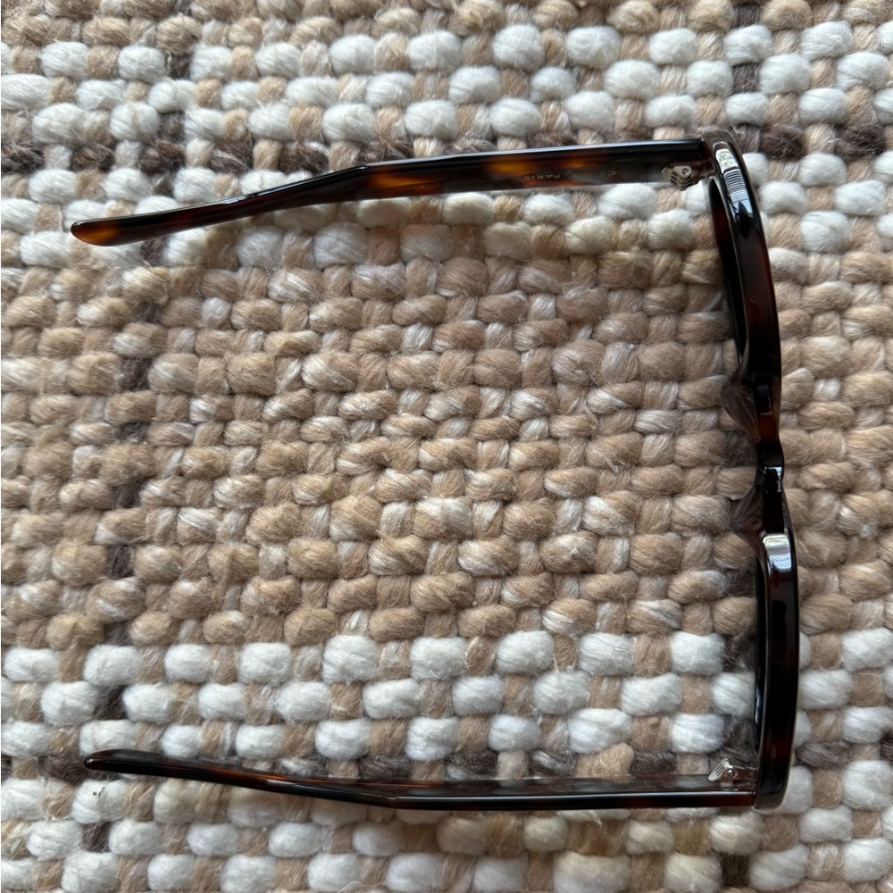 Celine Triomphe 01 Oval Sunglasses (Preowned Like NEW) - Picture 4 of 16